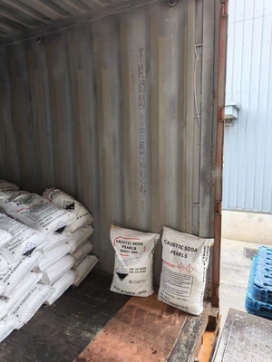 Paper Raw Materials Sodium Hydroxide Solid White Crystal NaOH Solid 99% 1310-73-2