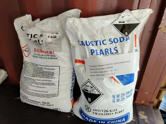 High Purity Caustic Soda Pearls 99 1310-73-2 Easily Dissolvable For Textiles